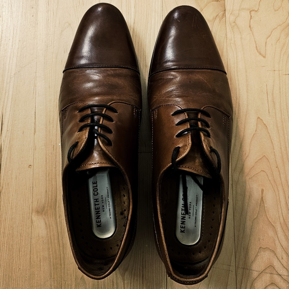 Kenneth Cole Cognac Brown Oxford Cap Toe Dress Shoe size 9